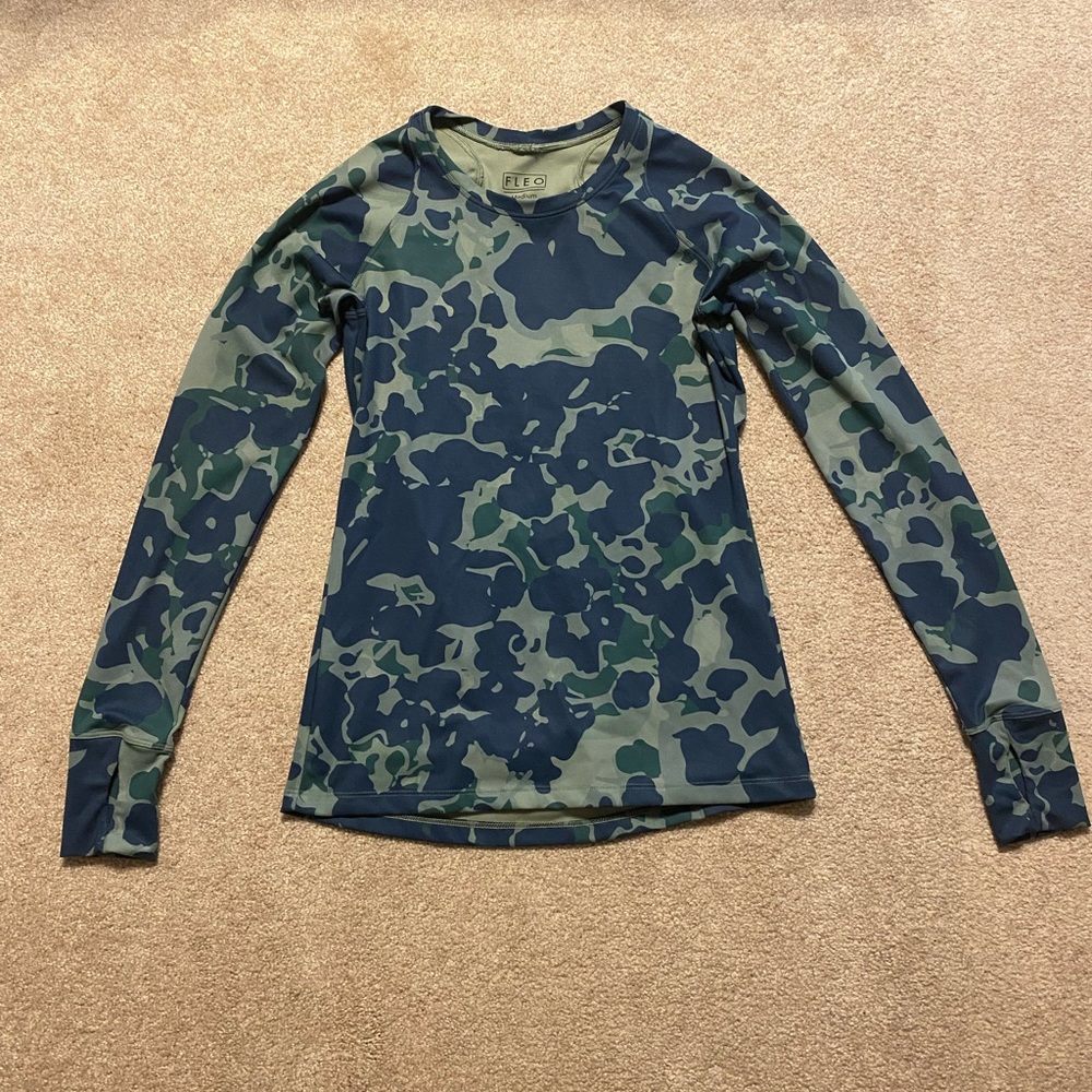 Fleo foundation long sleeve top